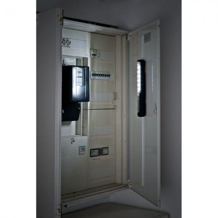 LINTERNA DE TRABAJO LED CON DINAMO Y BATERÍA RECARGABLE HL 300 AD  300 LM  (5)