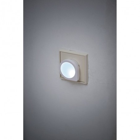 LUZ NOCTURNA LED CON SENSOR CREPUSCULAR  NL 01 QS (1)