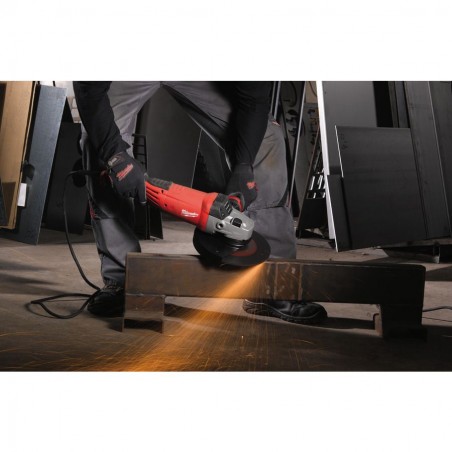 AMOLADORA MILWAUKEE AGVK24-230EK (1)