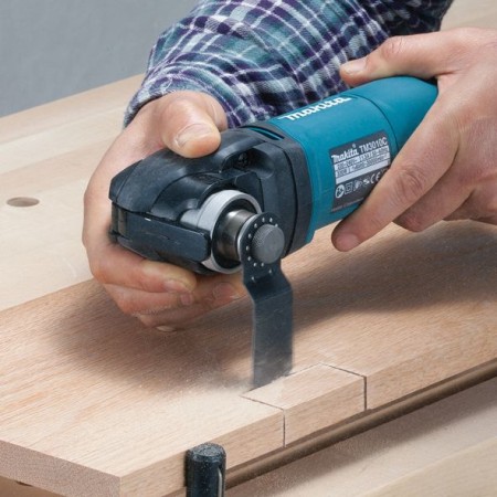 MULTIHERRAMIENTA MAKITA TM3010CX6