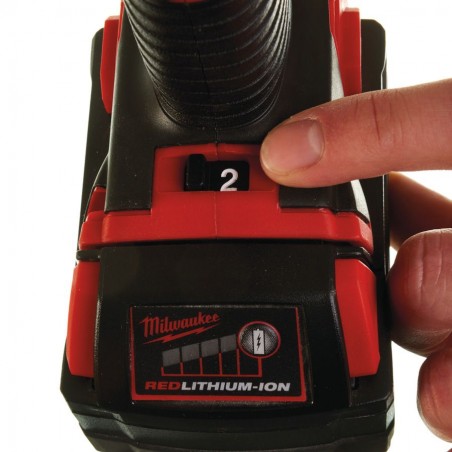 ATORNILLADOR IMPACTO BATERIA 1 4H MILWAUKEE M18BRAID (3)
