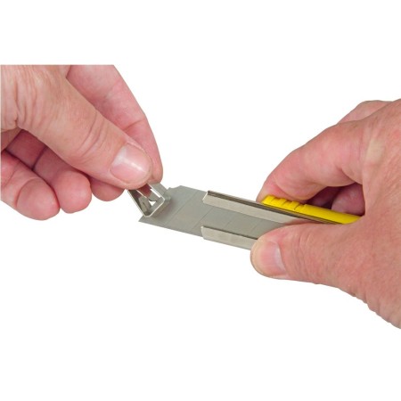 CUTTER METALICO FATMAX 18MM