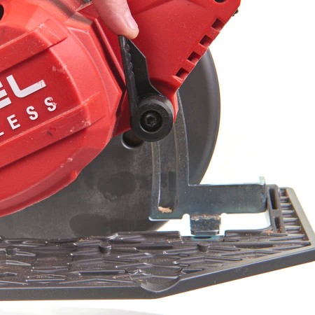 SIERRA CIRCULAR BATERIA MILWAUKEE FUEL M18FCS66 (7)