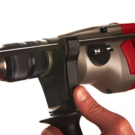 TALADRO PERCUTOR MILWAUKEE PD2E24R (5)